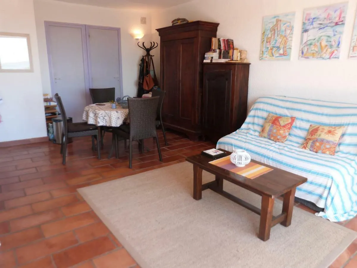 Grimer Apartment Grimaud 0*,